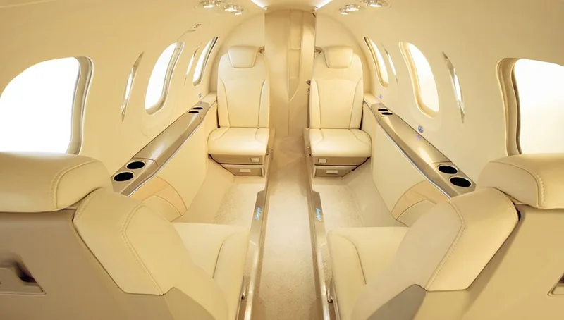 HondaJet HA-420 - location de jet privé